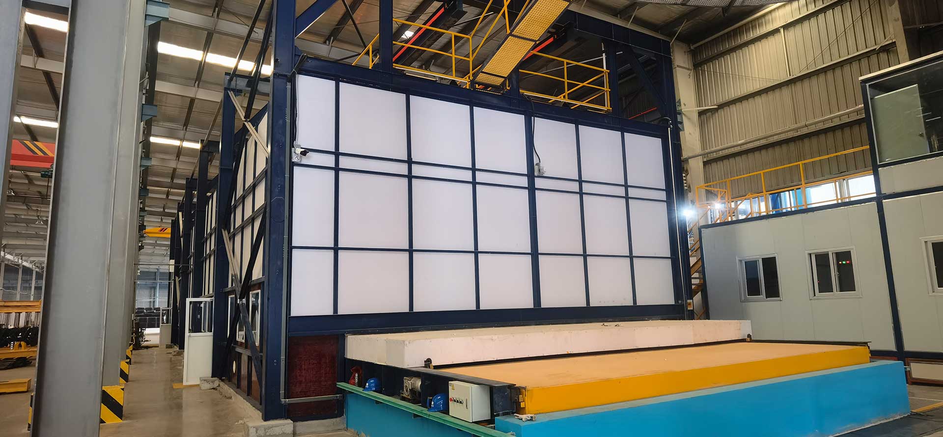 專業綜合熱鍍鋅生產線供應商 - 河北安諾提供：設計，制造，安裝，委托，培訓。